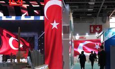 Savunma sanayi tek yürek oldu... TUSAŞa yapılan terör saldırısı sonrası SAHA EXPO bayraklarla donatıldı