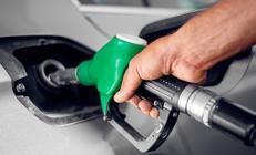 Petrol fiyatları sert düştü