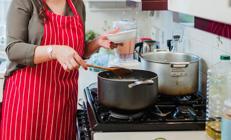 Milyonlarca kişi merak ediyor... Ev hanımlarına emekliliğin detayları ortaya çıktı