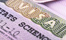 Bakan Bolattan Schengen vizesi açıklaması