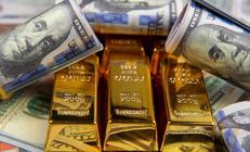 Altın, haftaya düşüşle başladı Dev banka tahminini yükseltti