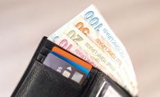 Kredi kartı faizleri 25 baz puan indirildi