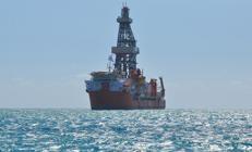 Türkiyenin en yeni sondaj gemisi Mersin Taşucunda