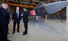 KAANa Londra ilgisi Türkiyenin Milli Savaş Uçağına hayran kaldı