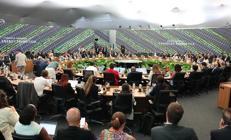 Zenginler sözünden dönüyor