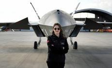 İşte KIZILELMAnın kadın pilotu