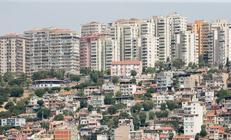 Yeni konut ruhsatı 8 yılın zirvesinde, 4 evden biri deprem illerinde