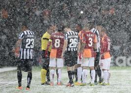Do-or-die Galatasaray match against Juventus abandoned due to snow