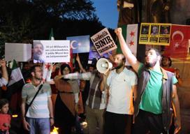 Morsi supporters rally in Istanbul