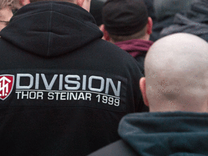 Yargılanmaya başlayan Neonazi hakkındaki suçlamalar vahim X Gününde...