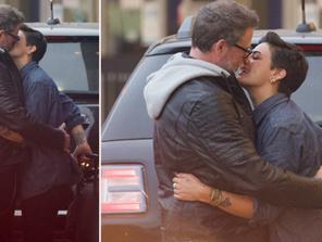 Aylardır sokaklarda aşk yaşıyorlardı... Sonunda duyana duymayana ilân etti: İşte sihirli sevgilim