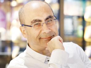 Derviş Zaim’den bir ilk: Berzah