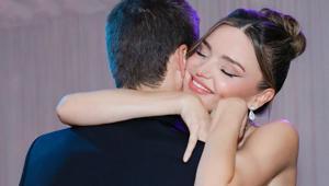 O gece Merhaba derken tuttuğu o eli bir daha asla bırakmadı: Altı yıla üç çocuk sığdırdılar