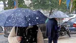 Meteoroloji duyurdu: Kar yağışı başlıyor! Bu illerde yaşayanlar dikkat | Sıcaklıklar sert düşüyor! Sağanak yağış yurt genelinde etkili olacak