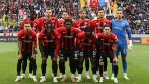 Gençlerbirliği-Fatih Karagümrük: 3-0