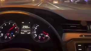 Otomobili ile hız yapan sürücü gözaltında