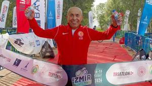 'Demir Adam' İzmir Duatlonu'nda birinci oldu