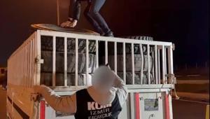 Araç lastiklerine gizlenmiş 8 bin 550 paket kaçak sigara ele geçirildi; 2 tutuklama