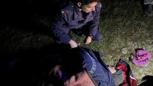 Bartın'da kayıp olarak aranan kadın, donmak üzereyken bulundu