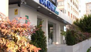 Dr. Cinik, Antalya’da ‘diş tatili’ konseptiyle hizmet veriyor