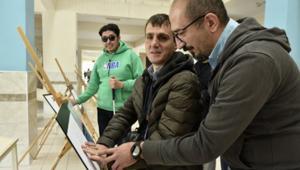 Görme engelliler de resimleri dokunarak hissedecek