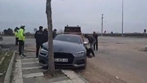 Otomobil ile çarpışan motosiklet sürücüsü yaralandı 