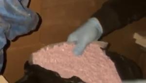  Küçükçekmece’de piyasa değeri 25,5 milyon lira olan 47 bin 873 ekstazi hap ele geçirildi 