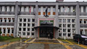 Abdullah öğretmen davasında avukatlar arasında tartışma