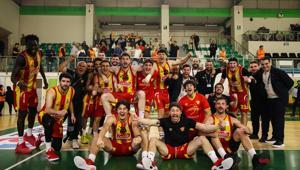 Göztepe potada seride eşitlik peşinde