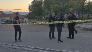 Sanal medyada tartışıp, parkta kavga ettiler: 1 yaralı