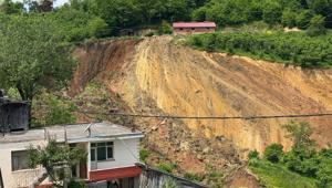 Ordu'da heyelan kamerada