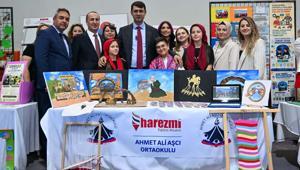 Uşak Valisi Kartal, yıl sonu şenliğine katıldı