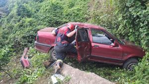 Ordu’da otomobil bahçe duvarına çarptı: 2 yaralı