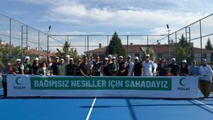Eskişehir'de Yeşilay Zafer Kupası Tenis Turnuvası başladı 