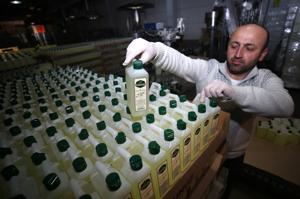 People rush to stores in panic buying over virus fear