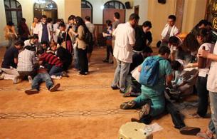 Turkish protesters turn Istanbul mosque into makeshift hospital