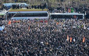 Masses turn out to pay final respects to PKK members