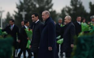 Erdoğan urges global dialogue for peace at Turkmenistan forum