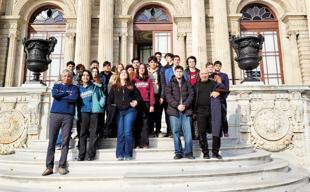 History lessons move beyond classroom at Istanbul high school