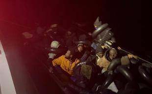 One dead, seven missing after migrant boat sinks off İzmir