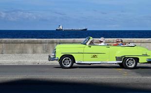 US vows to cut off Cubas oil after toppling Venezuelan ally Maduro