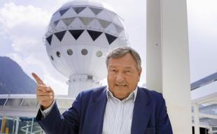 Swiss writer who spawned alien archaeology dies at 90