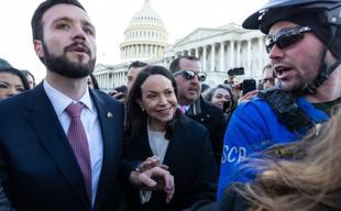 Venezuelas Machado says she presented Trump with Nobel medal