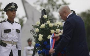 Russian minister visits Cuba