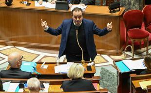 French PM ends budget deadlock after no confidence motions beaten