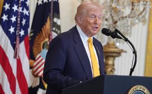 Trump warns Britain not to give away base as US mulls Iran attack