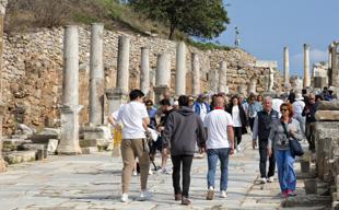 İzmir’s Ephesus braces for major visitor overhaul amid public debate