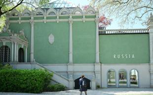 EU slams Venice Biennale for letting in Russia
