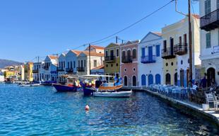 Turkish tourist visits to Greek islands rise fivefold