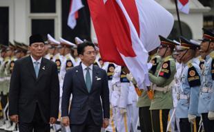 Indonesia, Japan sign defense pact after Tokyo unlocks arms exports